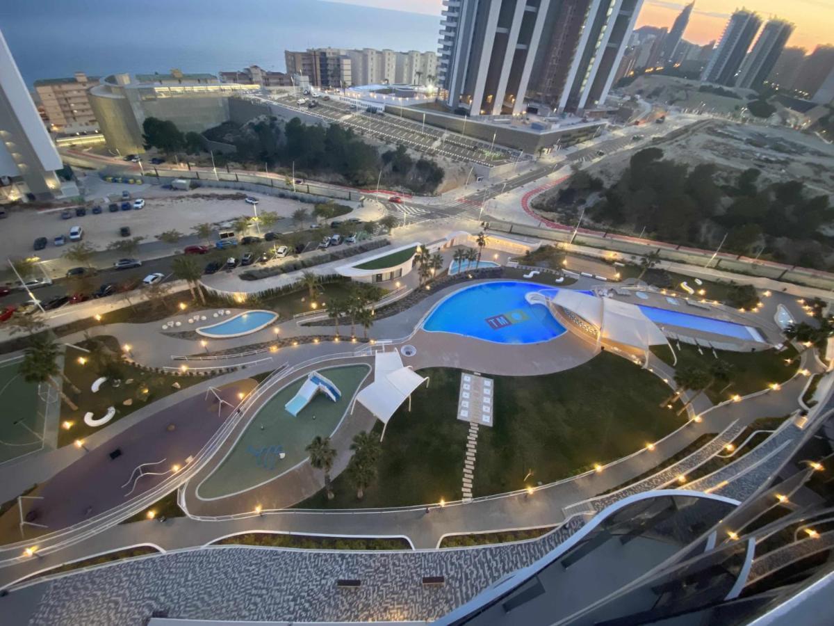 Lujoso Apartament Con Impresionantes Vistas Al Mar Бенідорм Екстер'єр фото