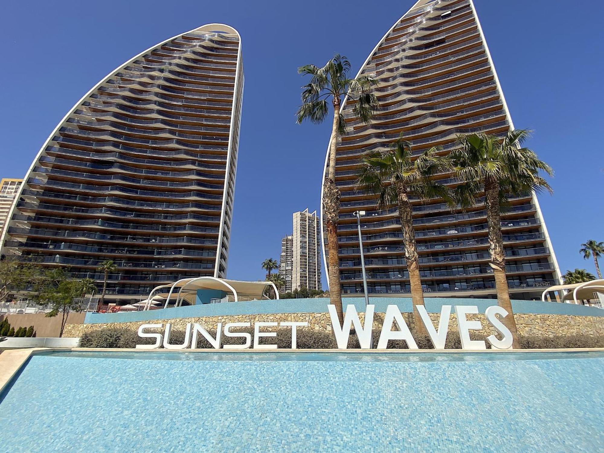 Lujoso Apartament Con Impresionantes Vistas Al Mar Бенідорм Екстер'єр фото